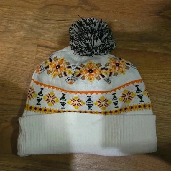 Tito's Handmade Vodka Fair Isle Pom Pom Beanie Hat - Picture 2 of 2